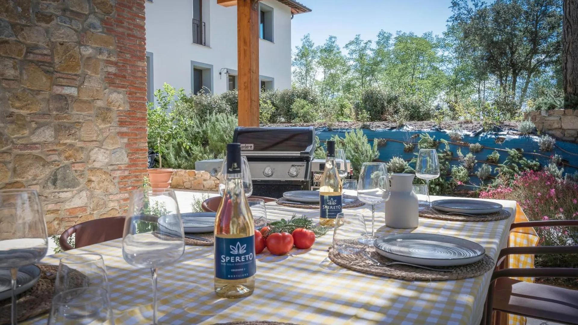 Punteriolo Family Apartment, Nice Garden, Pool, モンタイオーネ 0*,