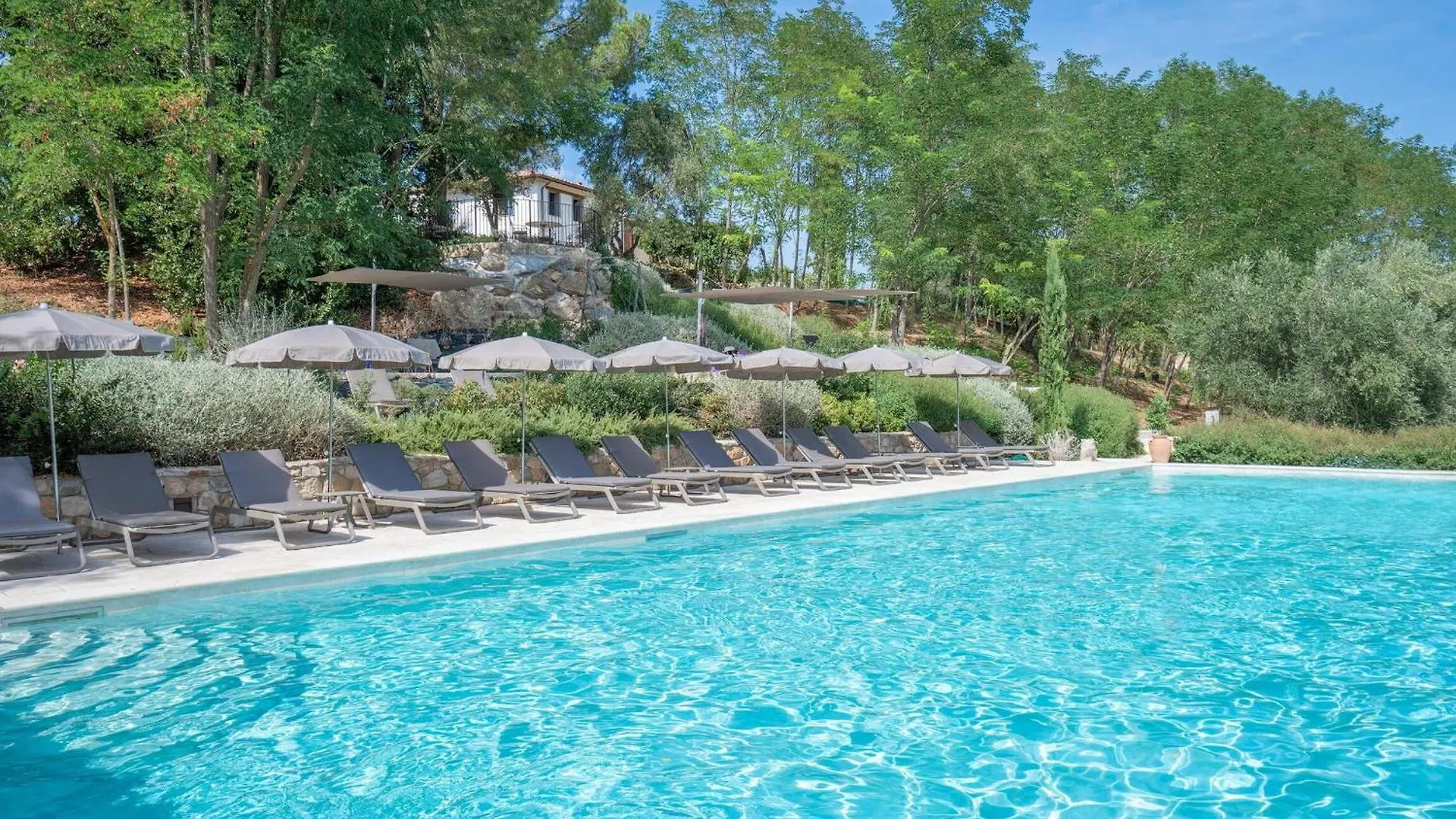 Punteriolo Family Apartment, Nice Garden, Pool, Montaione Italy