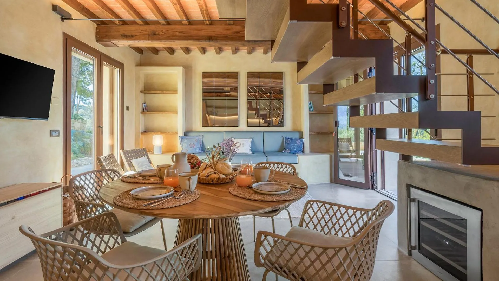 Punteriolo Family Apartment, Nice Garden, Pool, Montaione Italy